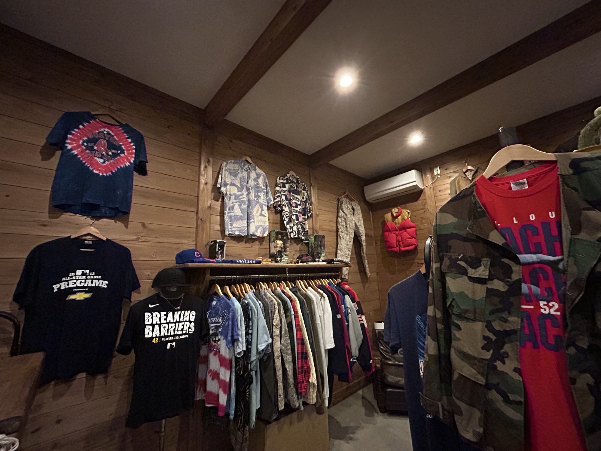 新商品追加中”1